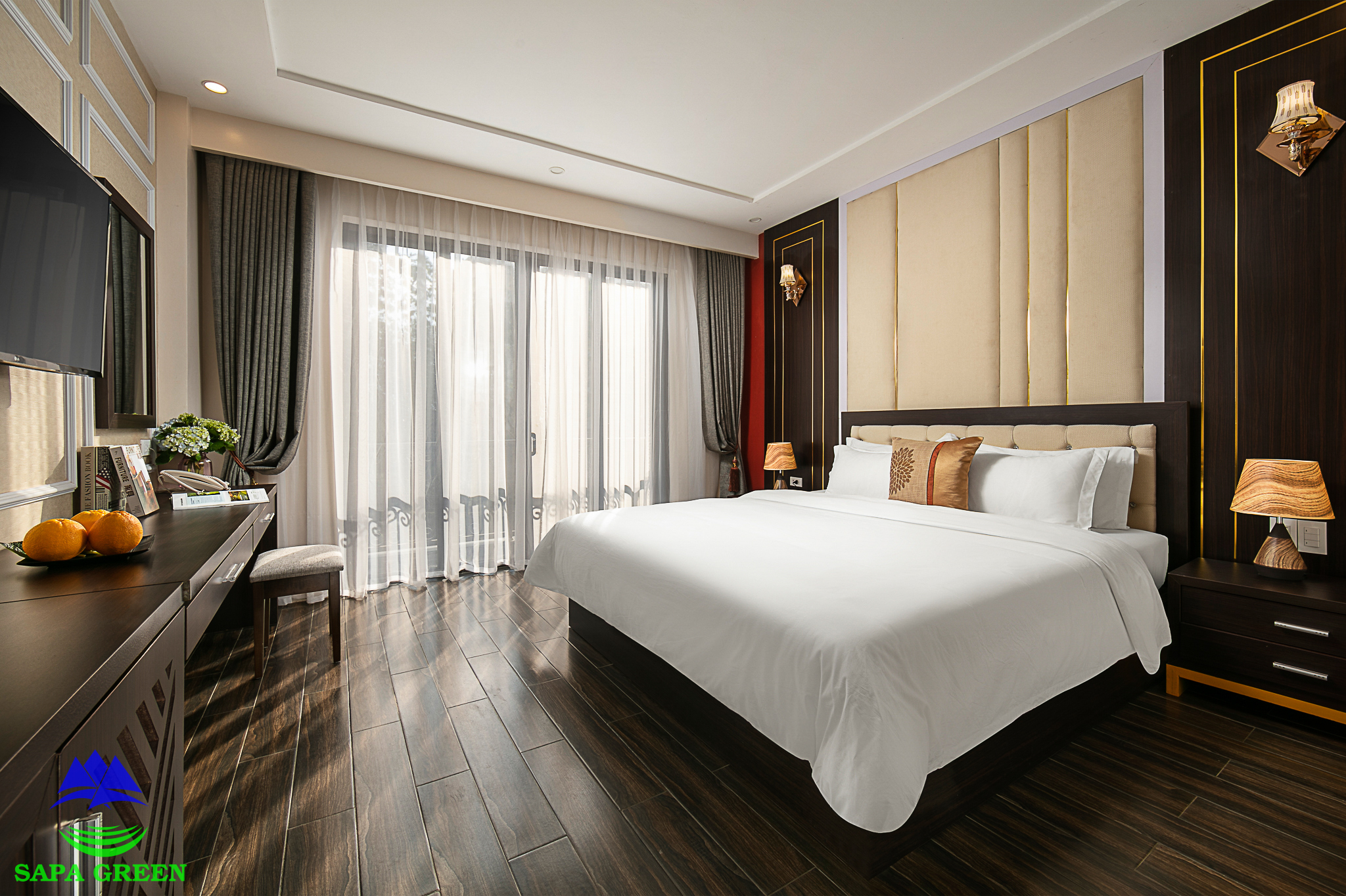Giường Double phòng Deluxe